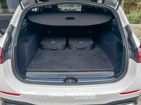 Mercedes-Benz C 300 e T 9G-TRONIC AMG Line Advanced 60