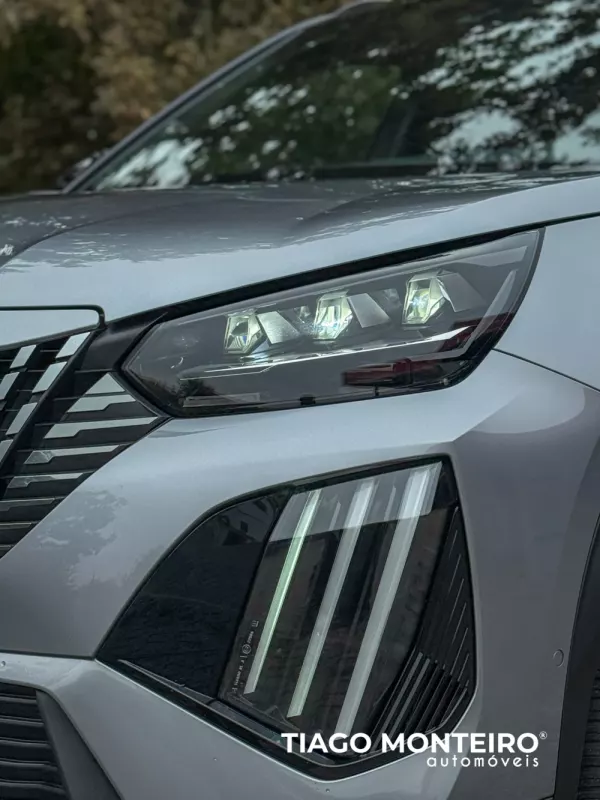 Peugeot 2008 1.2 PureTech GT EAT8 (2023-2024) 7