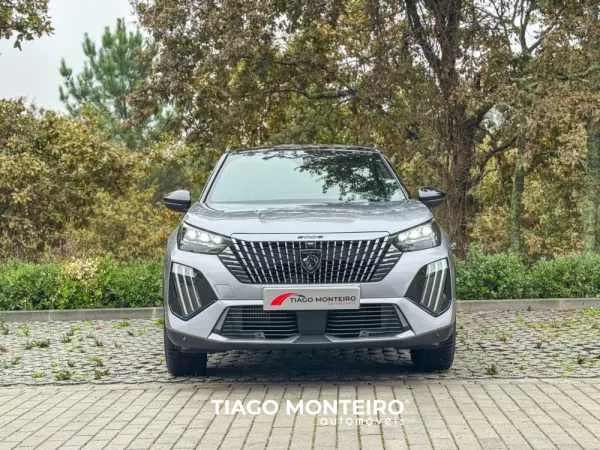 Peugeot 2008 1.2 PureTech GT EAT8 (2023-2024) 21