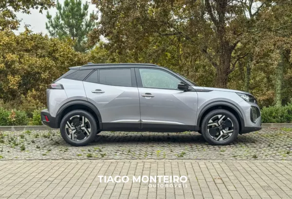 Peugeot 2008 1.2 PureTech GT EAT8 (2023-2024) 41