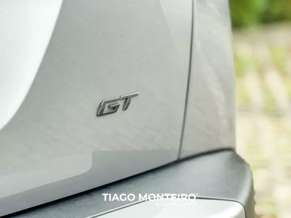 Peugeot 2008 1.2 PureTech GT EAT8 (2023-2024) 47