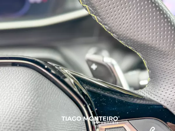 Peugeot 2008 1.2 PureTech GT EAT8 (2023-2024) 62