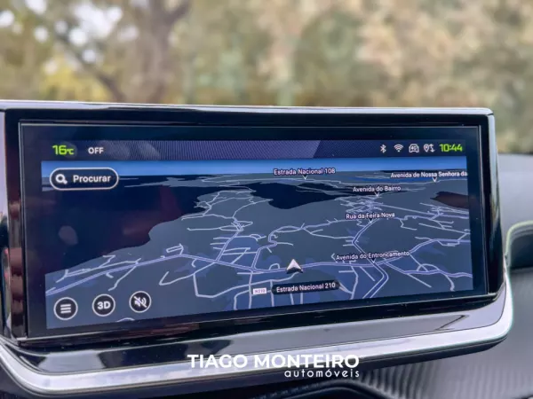 Peugeot 2008 1.2 PureTech GT EAT8 (2023-2024) 68