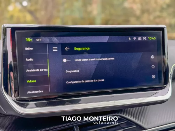 Peugeot 2008 1.2 PureTech GT EAT8 (2023-2024) 73