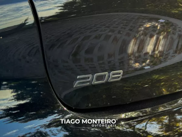 Peugeot 208 1.2 PureTech Allure (2023-2025) 21