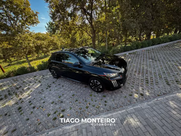 Peugeot 208 1.2 PureTech Allure (2023-2025) 44