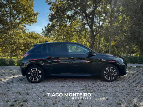 Peugeot 208 1.2 PureTech Allure (2023-2025) 49