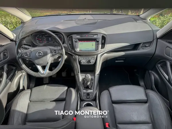 Opel Zafira 2.0 CDTI OPC Line S/S 13