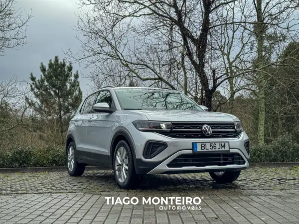 Volkswagen T-Cross 1.0 TSI Urban DSG Digital Cockpit Pro 21