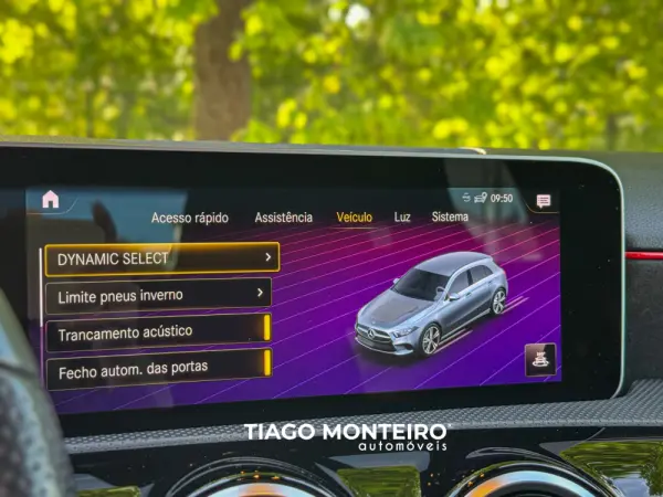 Mercedes-Benz A 180 d AMG Line Aut. 38