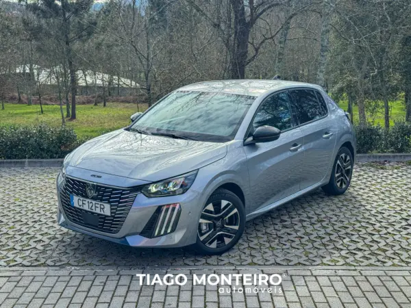 Peugeot 208 1.2 PureTech Allure 9