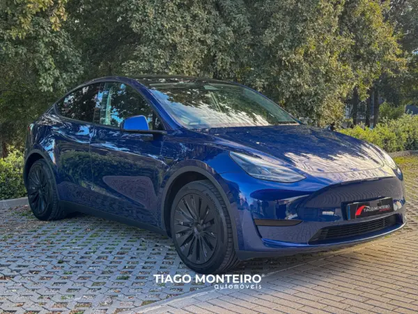 Tesla Model Y Tração Traseira 23