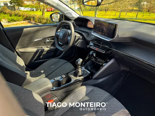 Peugeot 208 1.2 PureTech Allure 42