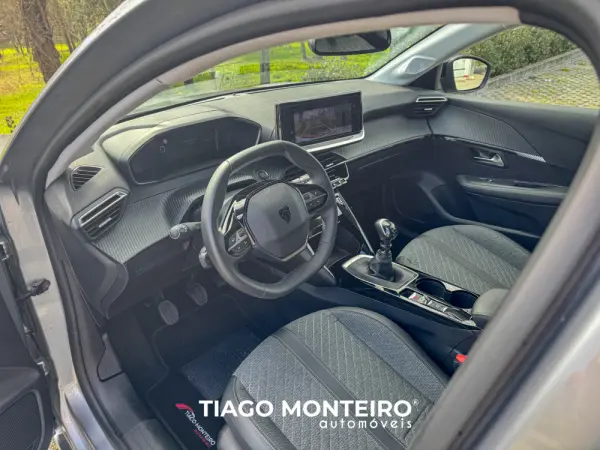 Peugeot 208 1.2 PureTech Allure 30