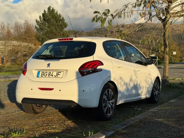 Peugeot 208 1.2 Puretech Active 7