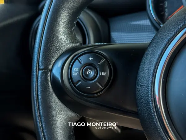 MINI 5 Portas One D 44
