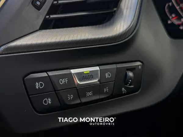 BMW 218 Gran Coupé i Pack Desportivo M 29