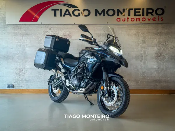 Benelli TRK 502 TRK 502X 2