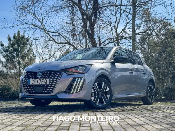 Peugeot 208 1.2 PureTech Allure 4