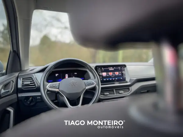 Volkswagen T-Cross 1.0 TSI Urban DSG Digital Cockpit Pro 39