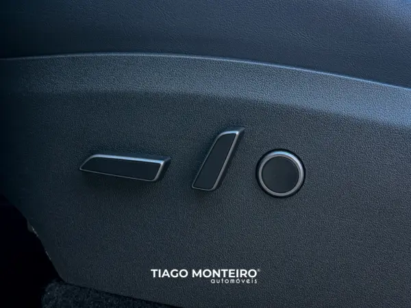 Tesla Model Y Tração Traseira 56