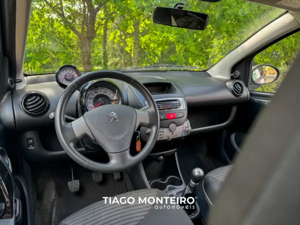 Peugeot 107 1.0 SE Envy 18