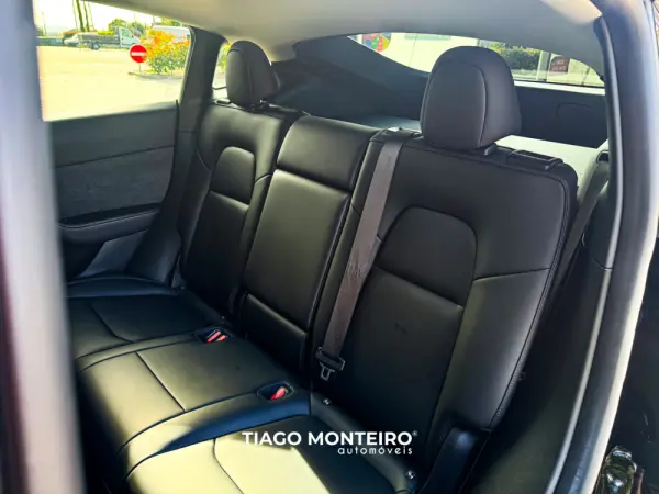Tesla Model Y Tração Traseira 53