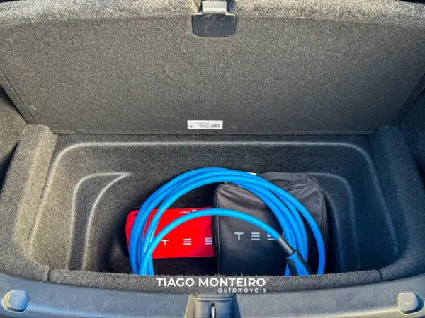 Tesla Model Y Tração Traseira 45