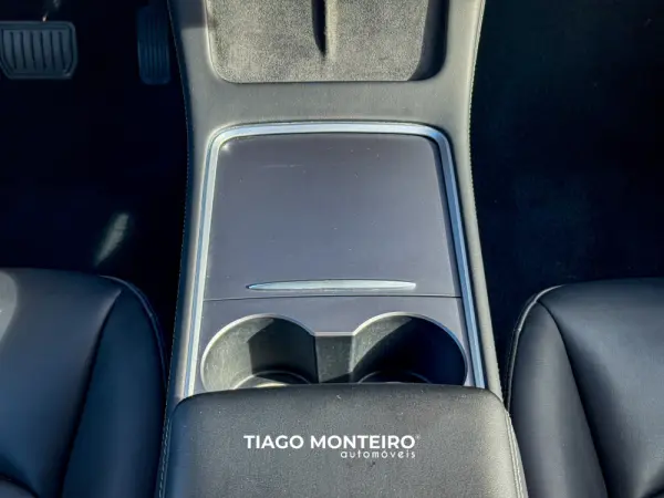 Tesla Model Y Tração Traseira 50