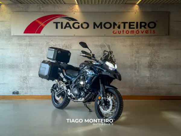 Benelli TRK 502 TRK 502X 37