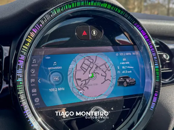 MINI 3 Portas Cooper SE Premium P. Yours 33