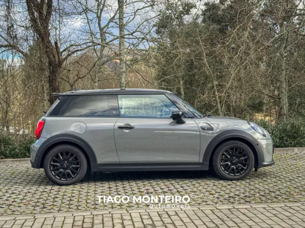 MINI 3 Portas Cooper SE Premium P. Yours 37