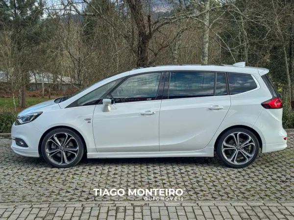 Opel Zafira 2.0 CDTI OPC Line S/S 4