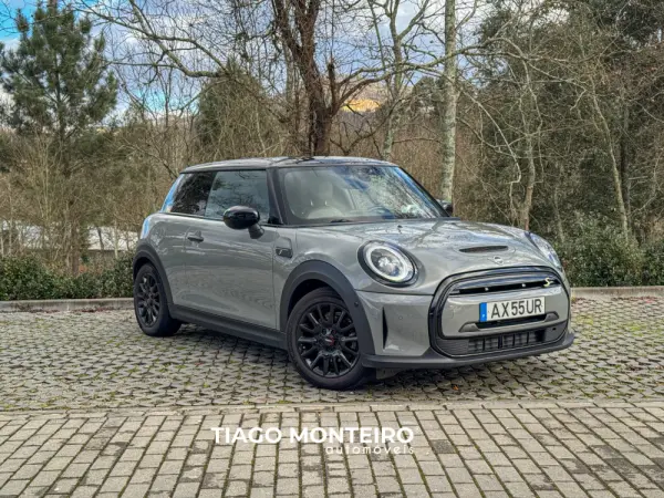 MINI 3 Portas Cooper SE Premium P. Yours 40
