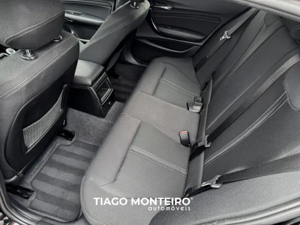 BMW 116 d Sport Line 16