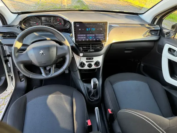 Peugeot 208 1.2 Puretech Active 9