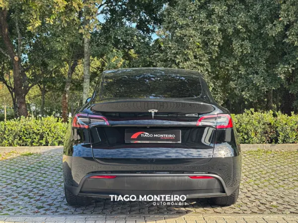 Tesla Model Y Tração Traseira 29
