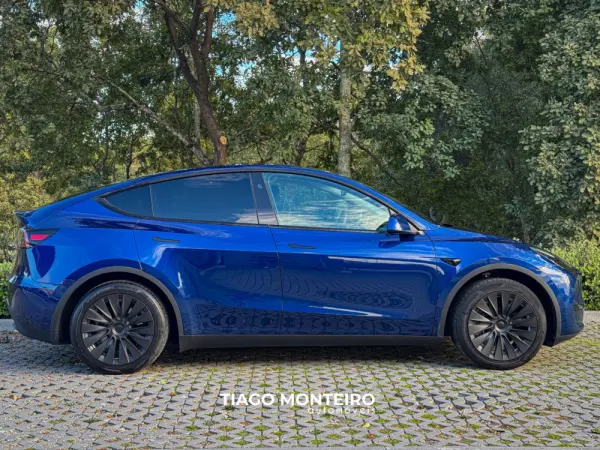 Tesla Model Y Tração Traseira 31