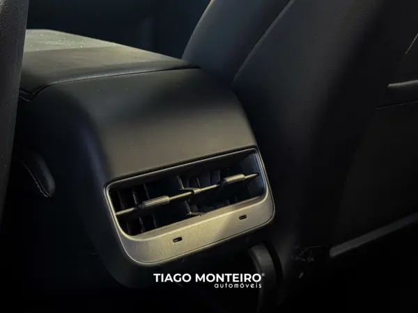 Tesla Model Y Tração Traseira 52