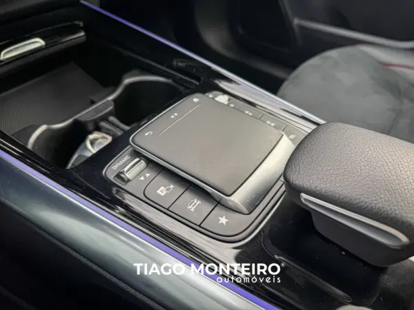 Mercedes-Benz GLA 250 e AMG Line 47