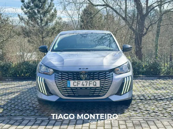 Peugeot 208 1.2 PureTech Allure 18