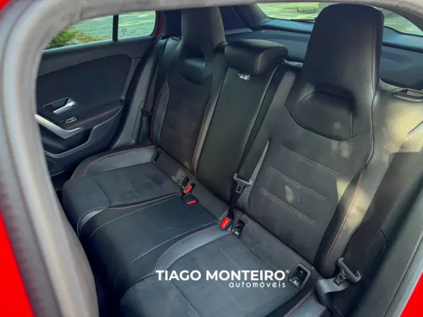 Mercedes-Benz A 180 d AMG Line Aut. 25