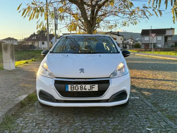 Peugeot 208 1.2 Puretech Active 18