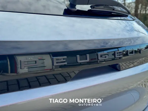 Peugeot 208 1.2 PureTech Allure 21