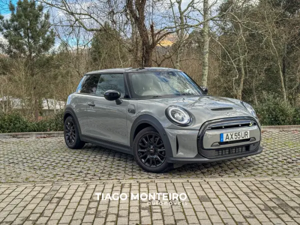 MINI 3 Portas Cooper SE Premium P. Yours 39
