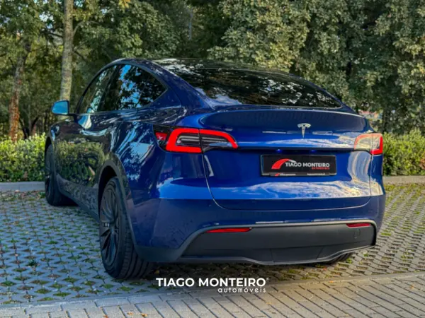 Tesla Model Y Tração Traseira 36
