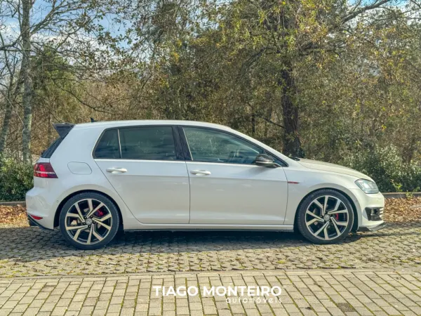 Volkswagen Golf 1.6 TDi BlueMotion Trendline 25