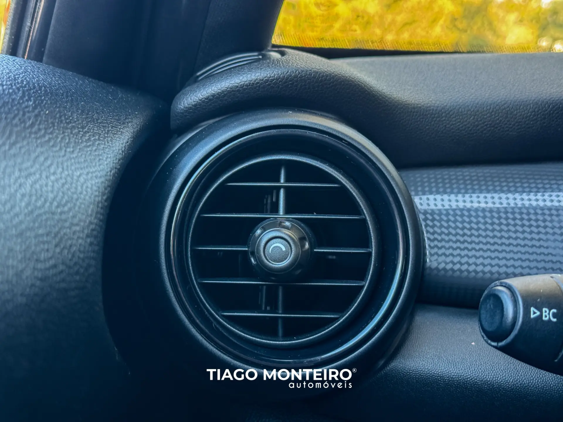 MINI 5 Portas One D 89