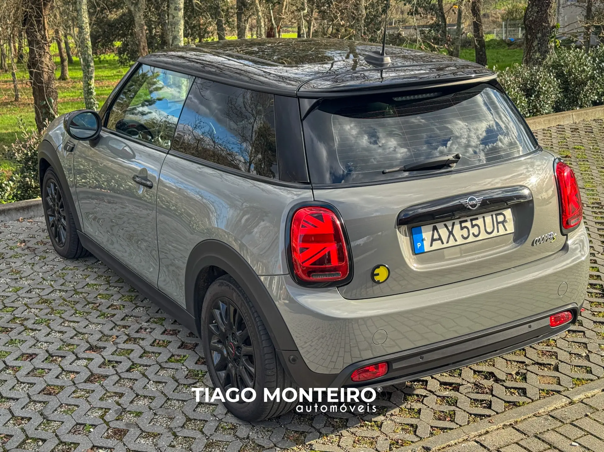 MINI 3 Portas Cooper SE Premium P. Yours 19