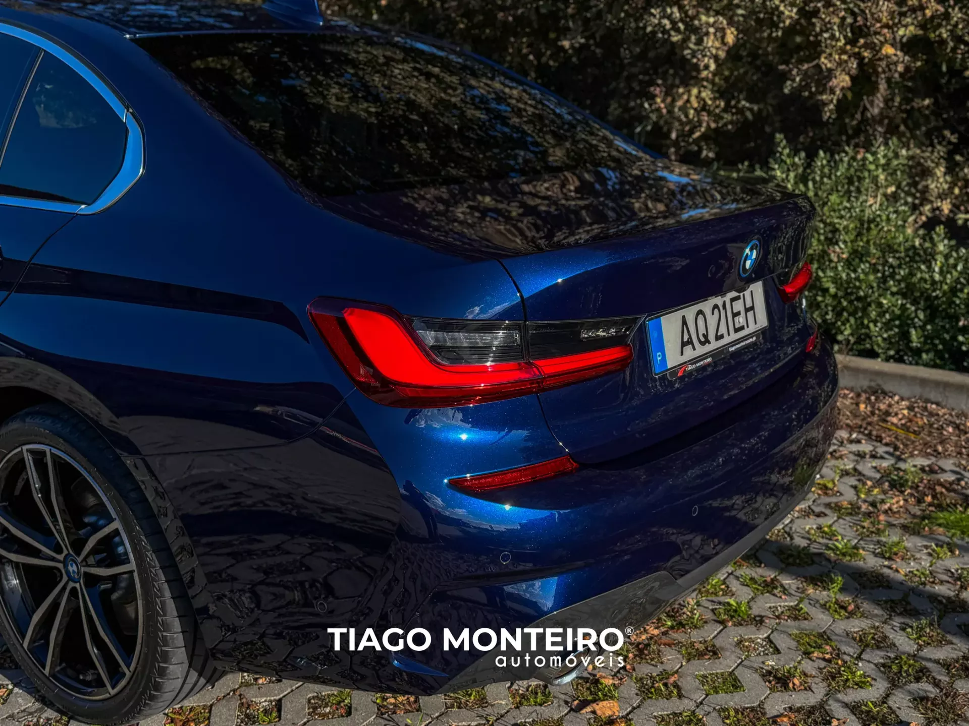 BMW 320 e Pack M Auto (2021-2022) 6